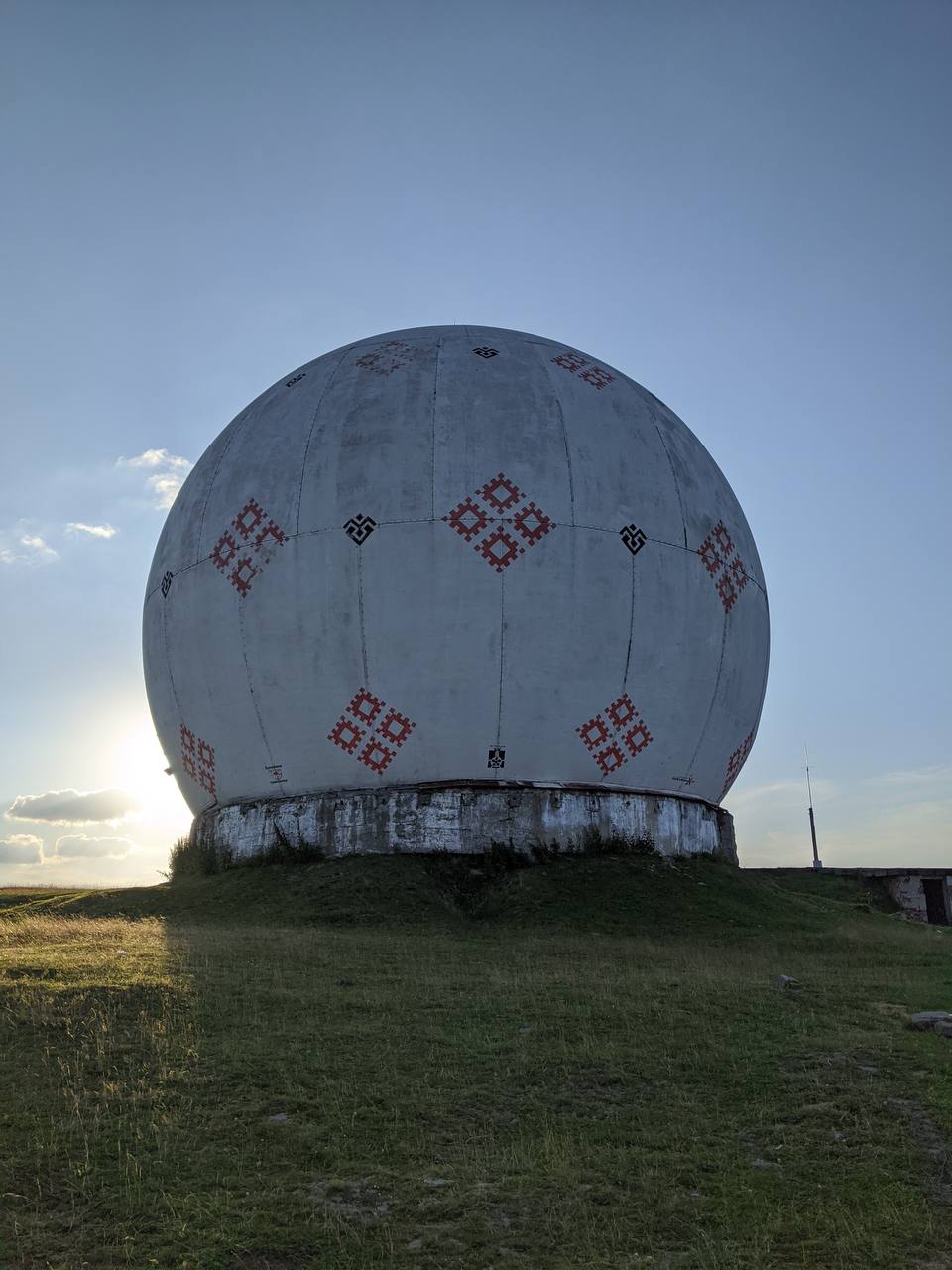 &quot;Без адекватного спорядження я б не вижив&quot;. Колишній викладач Мирослав Мельничук пізнає світ в походах і популяризує гори